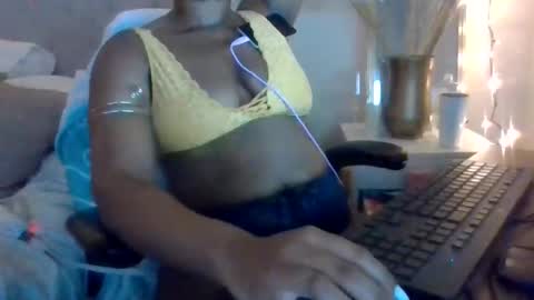 Caylenge online show from December 13, 7:53 pm