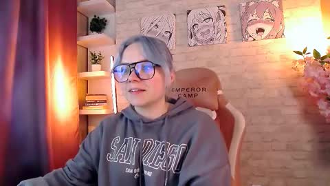 Bella online show from September 30, 2:55 pm