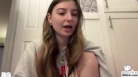 Ella online show from October 6, 11:53 pm