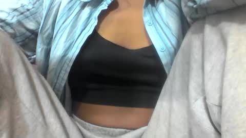 farantsaaly1 online show from September 26, 11:08 am