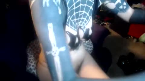 Farrah online show from September 13, 6:49 pm