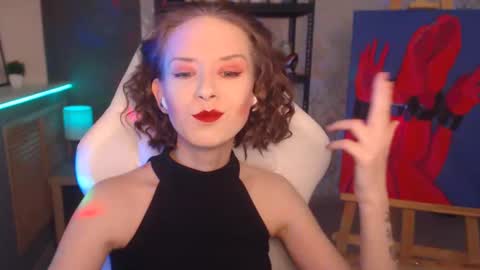 Fascinating   Eyes online show from February 2, 9:34 pm