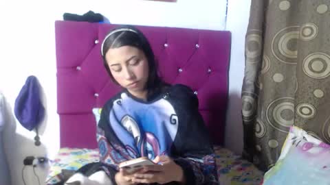 Fenixxx online show from February 5, 7:00 am