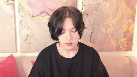 fiamoory online show from November 17, 1:17 am