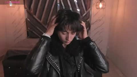   online show from February 11, 11:53 am