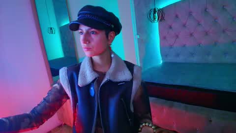   online show from January 7, 11:57 am