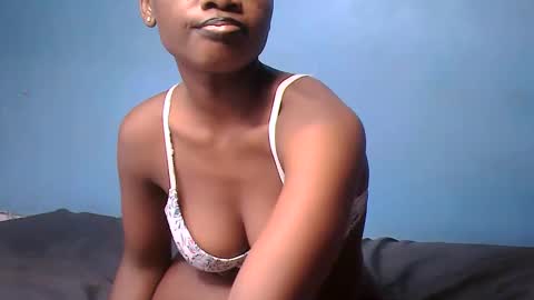 fine_ass24 online show from June 11, 5:04 am