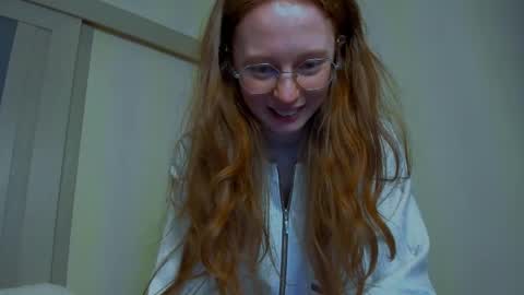 fire_luna online show from March 30, 5:12 pm