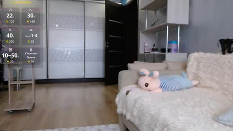 ArinaimasCute online show from April 1, 9:10 am