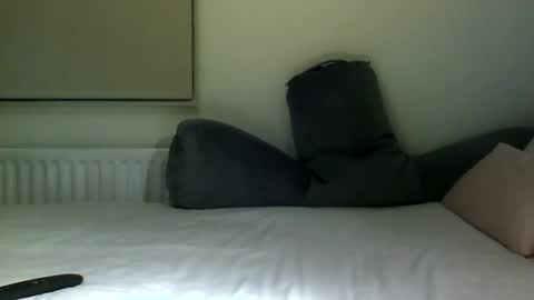 Fitbut online show from March 12, 7:58 pm