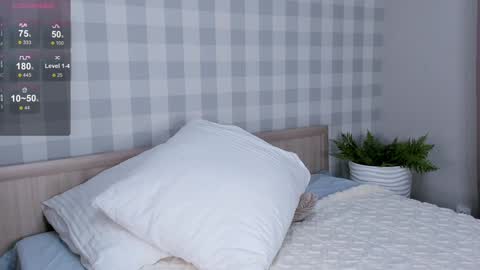 Emely  online show from December 24, 9:11 pm