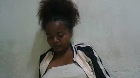 florenceline online show from January 16, 4:41 am