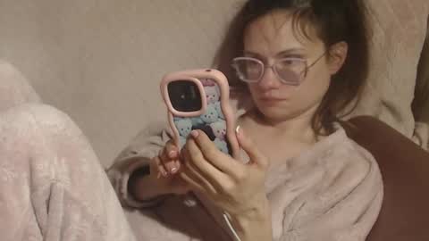 say meow and send tip  online show from March 28, 9:24 pm