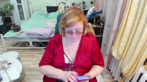 Flowerlower online show from April 3, 6:17 pm