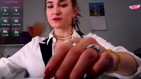 Helen - My streams are Monday - Friday at 8 AM NY time online show from February 17, 3:11 pm