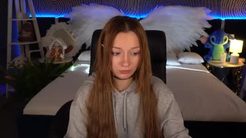 Maya online show from November 30, 3:05 pm