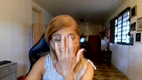 francelune online show from February 7, 12:53 pm