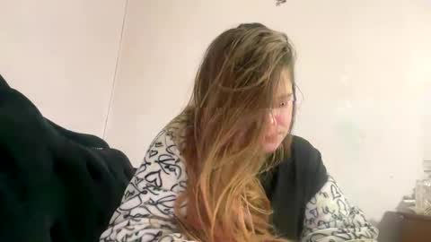 francescafey online show from January 23, 9:18 am