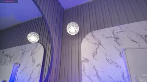 franchesca_de_luca online show from September 12, 12:11 am