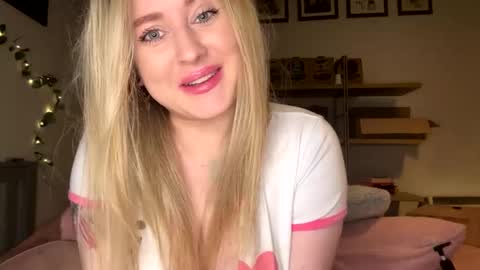 Francis Digby online show from March 7, 11:26 pm