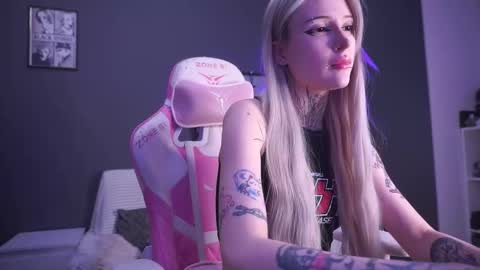 Asya UwU   online show from January 6, 8:12 pm