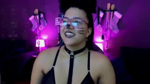     online show from December 12, 4:04 am