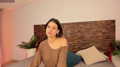 Freya online show from July 7, 12:52 pm