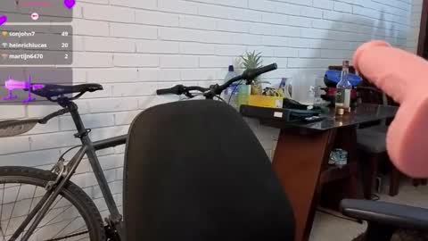 freyaa_sorceress online show from September 22, 6:56 am