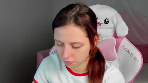 FreyaVey online show from February 2, 5:39 am