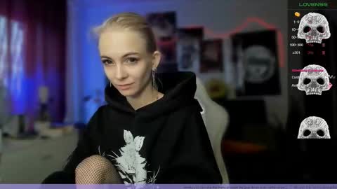 Frida A boost to fortune for the one who gives a thumbs up and a bonus lucky for those who support me by joining the fanclub online show from September 24, 12:04 pm