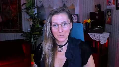 Frida Tander online show from September 14, 1:53 pm