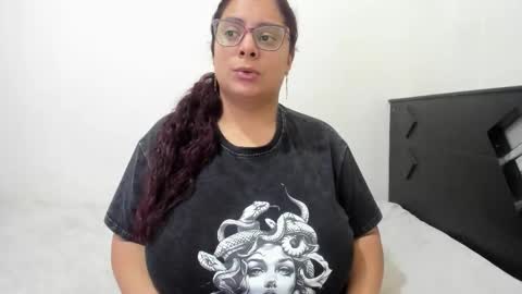 Lucy online show from November 3, 7:29 pm