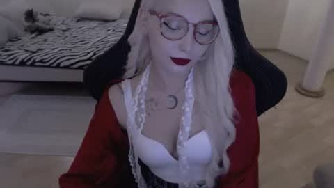 Lilith online show from July 28, 11:39 am