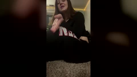 Linnys Palace online show from January 18, 1:02 am