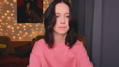 Eva online show from April 4, 3:44 pm