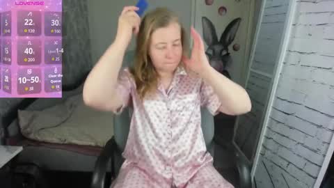 funny_bunny4 online show from June 1, 6:20 pm