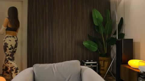 G online show from October 22, 6:13 pm