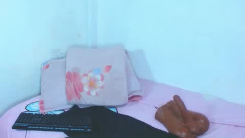 gabi_jhons_23 online show from April 21, 9:05 am