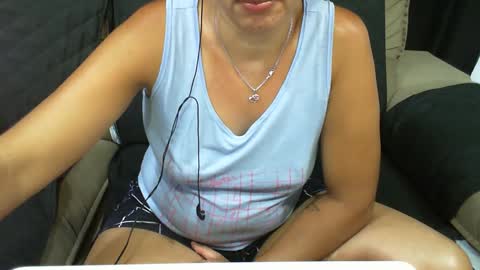 gaby  layla online show from February 25, 2:47 am