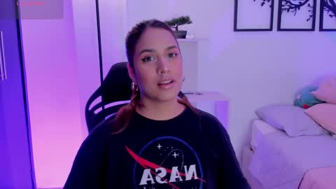 Gabriella online show from March 8, 9:51 pm