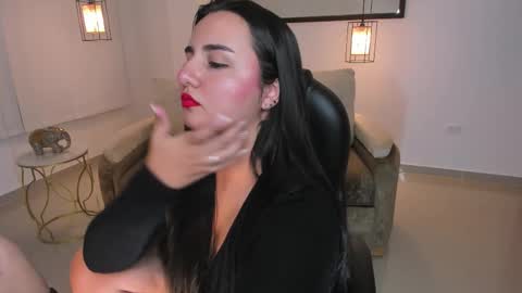 gabriella_evans_ online show from February 9, 3:20 am