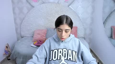 Gaby online show from April 3, 7:01 pm