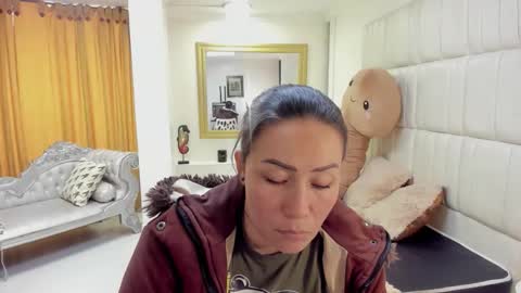 gabriela online show from February 19, 4:39 pm