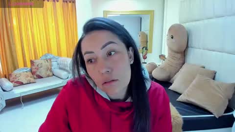 gabriela online show from March 10, 1:10 pm