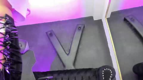 Gaby Owens  online show from February 26, 10:53 pm