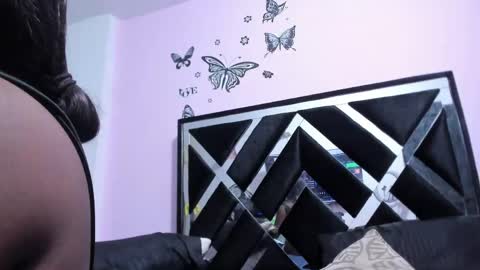 gabyyjones online show from May 15, 10:45 pm