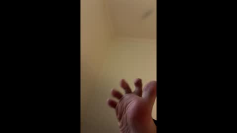 Feetbaabe online show from May 7, 10:30 am