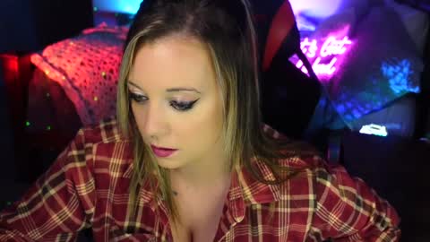 Jenna  - be back MONDAY night.  online show from January 9, 6:27 am