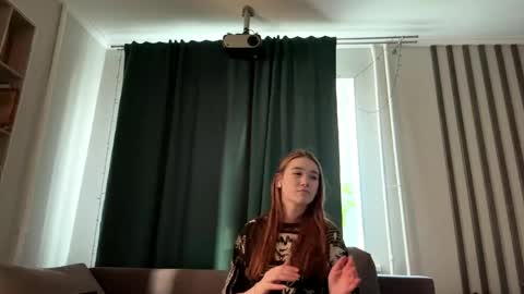 Lana online show from May 6, 1:37 pm