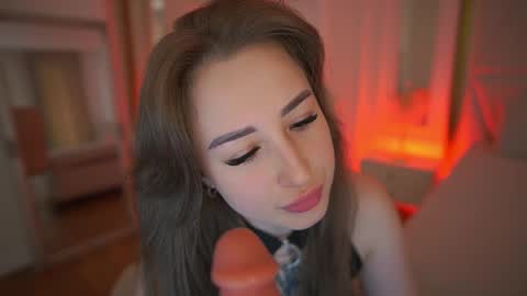 gentleadellee online show from March 31, 12:05 pm